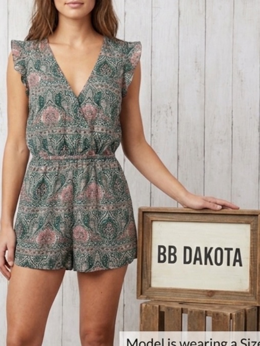 JACK by BB Dakota Cross Front Ruffle Cap Sleeve Romper Small
